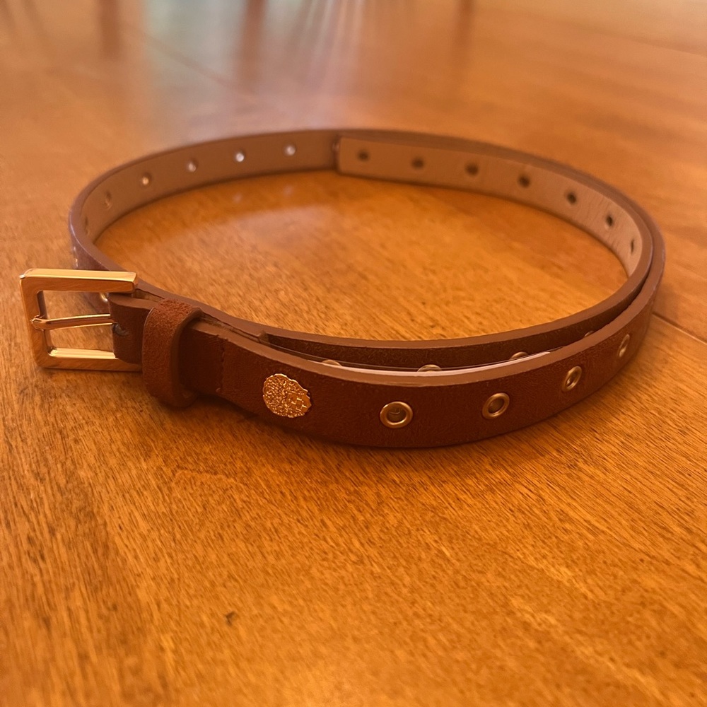 Vince Camuto Belt